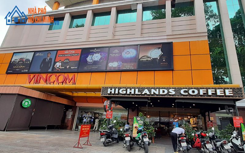 Nhà Hẻm Xe Hơi Đường Ba Tháng Hai, Gần Vạn Hạnh Mall, Giá Rẻ