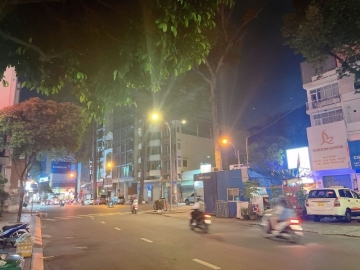 Bán Nhà Mặt Tiền Lê Thị Riêng Quận 1, 4 Tầng, Sẵn Dòng Tiền, Pháp Lý Chuẩn