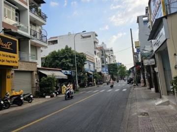  Bán Mặt Tiền Nguyễn Xuân Khoát Tân Phú, 170m2, 5 Tầng, 20 Phòng Sẵn Dòng Tiền Lớn