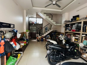  Bán Nhà 2 Mặt Tiền Nguyễn Thanh Tuyền Tân Bình, 78m2, 4 Tầng, 5 P.Ngủ, Sẵn Dòng Tiền