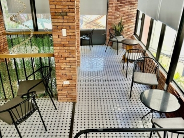 Bán Nhà 3 Mặt Tiền Hoa Sữa Phú Nhuận, 5 Tầng, Ngang Lớn. Sẵn Dòng Tiền Lớn