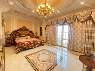 Bán Nhà Biệt Thự CMT8 Tân Bình, 260m2, 5 Lầu Đẳng Cấp, Nội Thất Cao Cấp