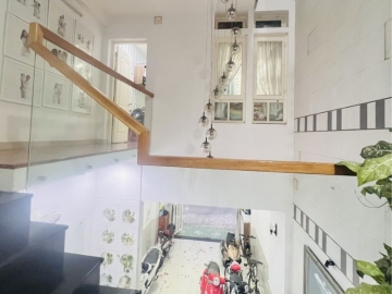 Bán Nhà Đẹp Mặt Tiền Nguyễn Trường Tộ Tân Phú, 4 Tầng, Hoàn Công Đủ, Không Quy Hoạch