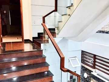 Bán Nhà Hẻm Xe Hơi Bàu Cát Tân Bình, 109m2, 5 Tầng, 5 Phòng Ngủ