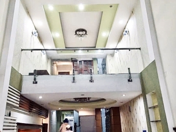 Bán Nhà Hẻm Xe Hơi Bàu Cát Tân Bình, 109m2, 5 Tầng, 5 Phòng Ngủ