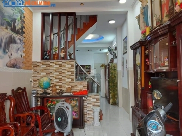 Bán Nhà Hẻm Xe Hơi Đường Cách Mạng Tháng Tám, 60m2, 4 Lầu, 4 Phòng ngủ, Gần Chợ Hòa Hưng