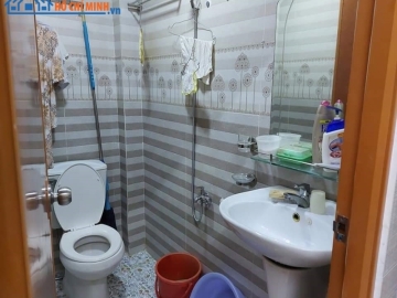 Bán Nhà Hẻm Xe Hơi Đường Cách Mạng Tháng Tám, 60m2, 4 Lầu, 4 Phòng ngủ, Gần Chợ Hòa Hưng