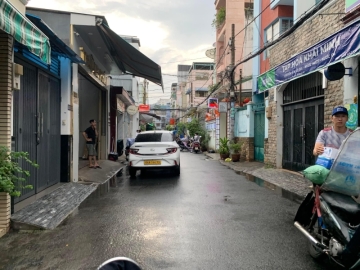 Bán Nhà Hẻm Xe Tải CMT8 Quận 10, 134m2, Kinh Doanh CHDV Doanh Thu Đỉnh