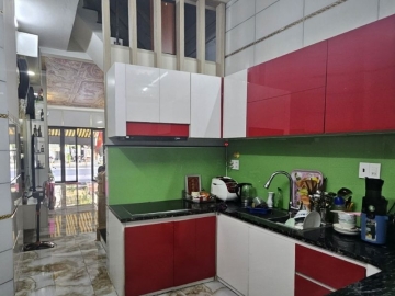 Bán Nhà Mặt Tiền Đường Minh Phụng Quận 11, 4 Lầu, 4 P.Ngủ, Thiết Kế Hiện Đại