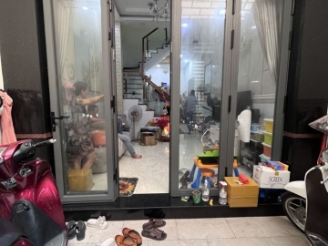 Bán Nhà Mặt Tiền Đường Tái Thiết Tân Bình, 4 Tầng, 4 P.Ngủ Tặng Nội Thất Chỉ 8 Tỷ