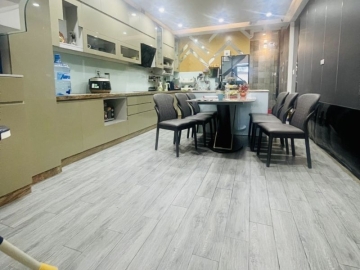  Bán Nhà Mặt Tiền Hoa Lan Phú Nhuận, 64m2, 4 Lầu, 5 P.Ngủ, Mới Đẹp, Hoàn Công Đủ