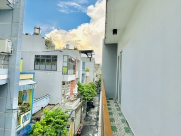 Bán Nhà Mặt Tiền Nguyễn Hồng Đào Tân Bình, 57m2, 3 Tầng BTCT, 4 P.Ngủ Full Nội Thất
