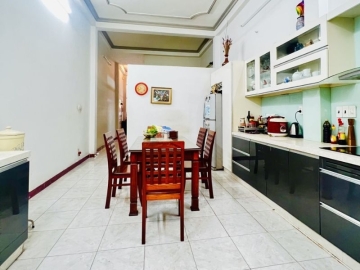  Bán Nhà Mặt Tiền Tân Hương Tân Phú, 88m2, 4 Lầu Hoàn Công, Không Qui Hoạch Nhỉnh 14 Tỷ
