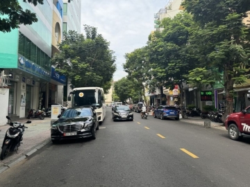  Bán Nhà Mặt Tiền Trịnh Văn Cấn Quận 1, Sát Bùi Viện, 64m2, 6 Lầu, Sổ Vuông, Không Lộ Giới