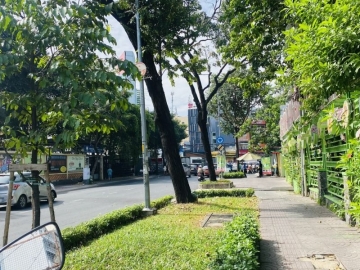Bán Nhà Mặt Tiền Võ Thị Sáu Quận 3, 378m2, 4 Lầu, 5 P.Ngủ, Nội Thất Xịn 