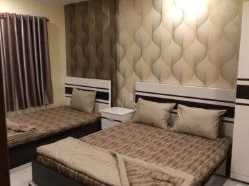 Bán Gấp Khách Sạn Đường Bùi Viện Quận 1, Vị Trí Trung Tâm, Kinh Doanh Sầm Uất, Cho Thuê Luôn Full Phòng