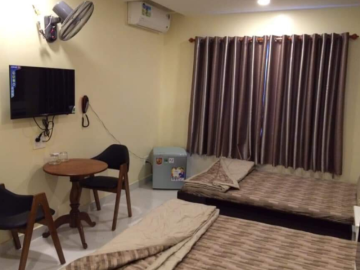 Bán Gấp Khách Sạn Đường Bùi Viện Quận 1, Vị Trí Trung Tâm, Kinh Doanh Sầm Uất, Cho Thuê Luôn Full Phòng