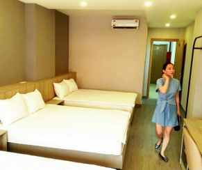 Cần Bán Gấp Khách Sạn Mặt Phố Đường Cô Giang Quận 1, Vị Trí Trung Tâm, Kinh Doanh Sầm Uất
