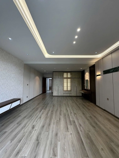 Mặt Tiền Đường Số 5 Khu Tên Lửa - 100m² - 4 Tầng - 16.5 Tỷ