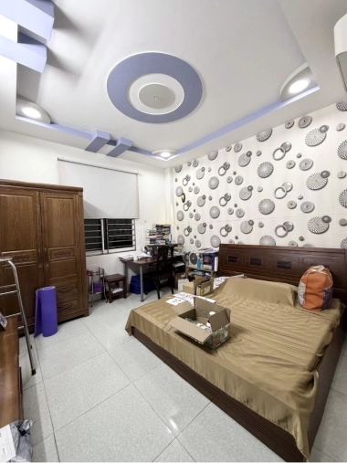 Mặt Tiền Khu Tên Lửa Đường 6E, 72m²,4 Tầng, 6PN 