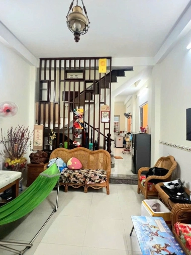 Mặt Tiền Quách Hữu Nghiêm Tân Phú, 106m², 3 Tầng