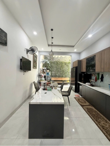 Nhà 4 Tầng 86m² Bình Trị Đông A, 4PN 6WC, Xe Hơi Tránh, 9.2 Tỷ