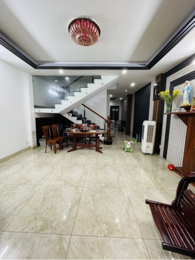 Nhà Đẹp Mặt Tiền Đường Sô 5 Khu Đất Việt Garden 80m², 3 Tầng 
