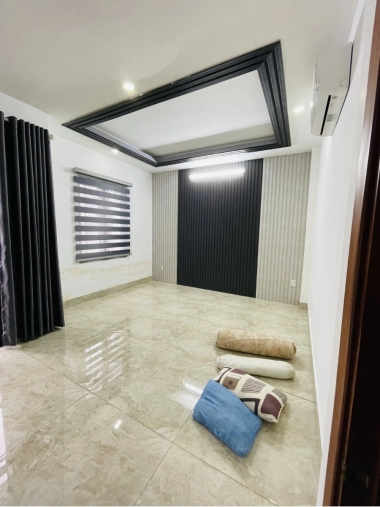Nhà Đẹp Mặt Tiền Đường Sô 5 Khu Đất Việt Garden 80m², 3 Tầng 