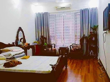 Nhà Hẻm Xe Hơi Đường Ba Tháng Hai, Gần Vạn Hạnh Mall, Giá Rẻ