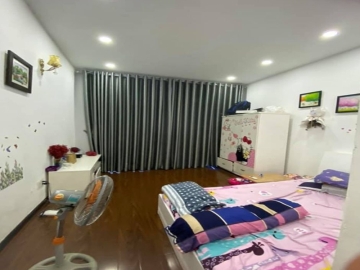 Nhà Hẻm Xe Hơi Đường Lạc Long Quân, Tân Bình, Giá Rẻ Vì Dịch Covid 19