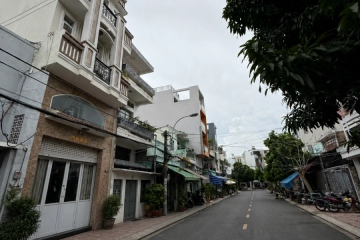 Nhà Mặt Tiền KDC Bình Phú, 5 Tầng, 6 Phòng Ngủ, Vừa Ở Vừa Làm Công Ty Cực Đẹp