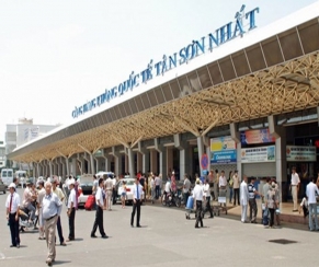 Nhà Mặt Tiền Lạc Long Quân, Tân Bình, Giá rẻ, Gần Ngân Hàng Sacombank