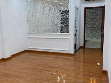 Nhà Mặt Tiền Nguyễn Hồng Đào, Tân Bình, Giá Rẻ, Gần Chợ Bàu Cát