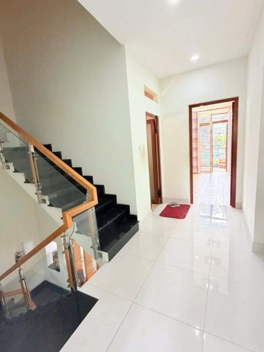 BÁN NHÀ MẶT TIỀN KDC TÊN LỬA – ĐƯỜNG 40A – 80M² – VỪA Ở VỪA LÀM CÔNG TY CỰC ĐẸP